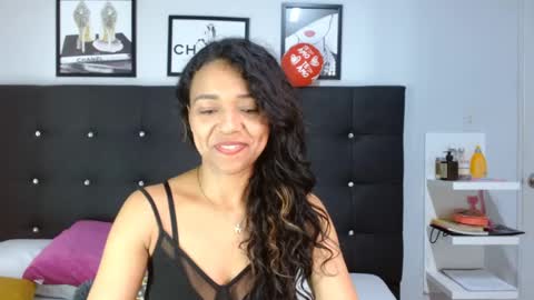 Selene online show from April 16, 9:39 pm