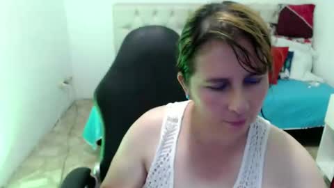 selene online show from April 17, 1:47 pm