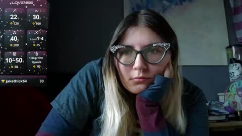 Snapshot of selenebaby chatting on October 20, 2:17 pm Selene online show from October 20, 2:17 pm