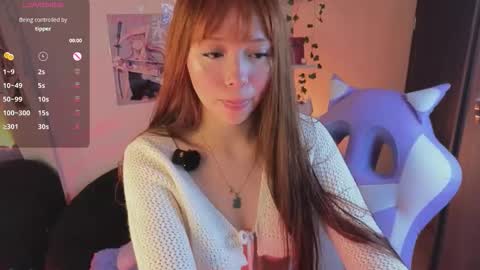 Snapshot of selenee___e chatting on November 12, 5:19 am selene online show from November 12, 5:19 am