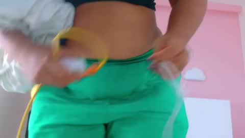 Snapshot of selenegibson__ chatting on June 6, 7:46 am SELENE GIBSON online show from June 6, 7:46 am