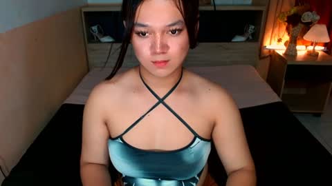 Snapshot of selenesantiago chatting on December 3, 10:40 pm joan online show from December 3, 10:40 pm