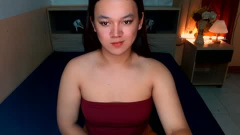 Snapshot of selenesantiago chatting on December 13, 6:16 pm joan online show from December 13, 6:16 pm