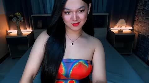 Snapshot of selenesantiago chatting on February 9, 9:16 am joan online show from February 9, 9:16 am