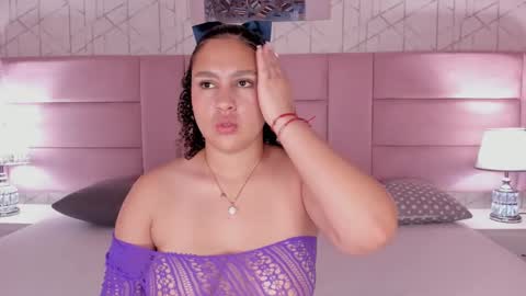 SeleneVoon online show from October 8, 1:09 pm