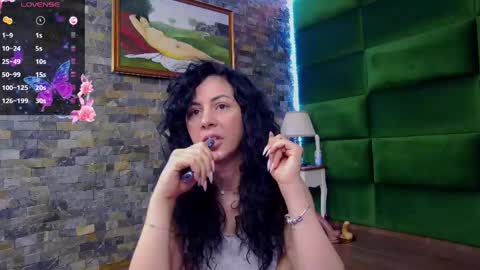 Snapshot of selensummer chatting on April 22, 4:15 am Selen online show from April 22, 4:15 am