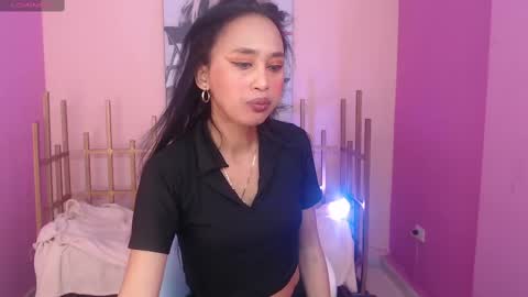 Snapshot of seleny_fitness chatting on March 11, 1:23 pm Mayte online show from March 11, 1:23 pm