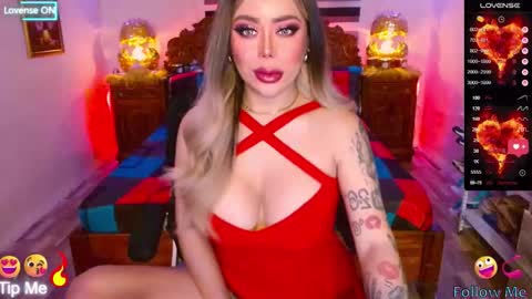 Snapshot of selina_diorxxx chatting on October 5, 5:17 am Will You Be My CumDumpster in Real  Drink My Milk online show from October 5, 5:17 am