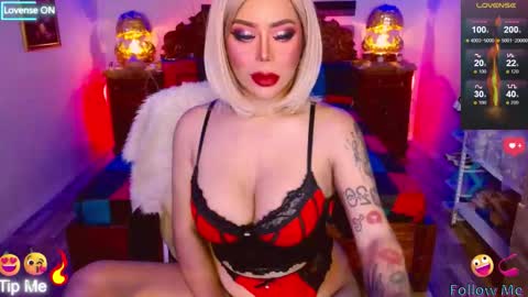 Snapshot of selina_diorxxx chatting on October 12, 5:06 am Will You Be My CumDumpster in Real  Drink My Milk online show from October 12, 5:06 am