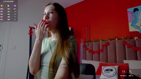 Snapshot of sellashine chatting on February 10, 1:46 am Nicole online show from February 10, 1:46 am