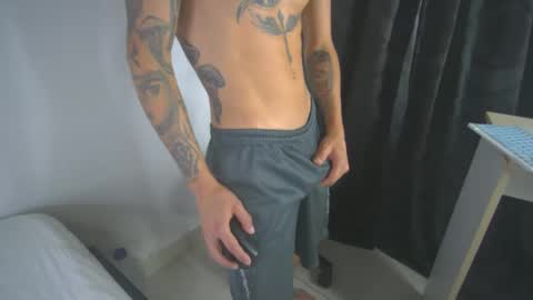 sem_alas online show from February 22, 2:17 am