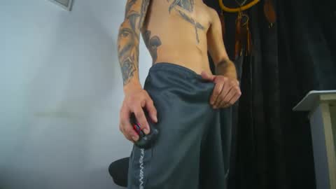 sem_alas online show from September 28, 6:19 am