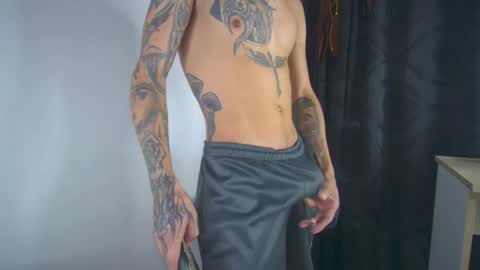 sem_alas online show from March 19, 1:53 am