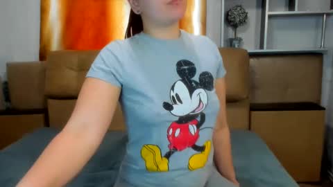 Snapshot of semisweetdream chatting on March 6, 7:25 am Next stream 2912 GMT2 online show from March 6, 7:25 am