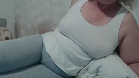 Lenna online show from April 5, 4:42 am