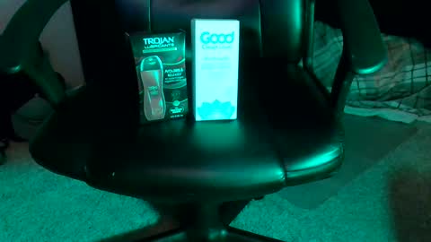 Snapshot of senorgrower chatting on January 9, 5:13 am Mr. Watch Me Grow online show from January 9, 5:13 am