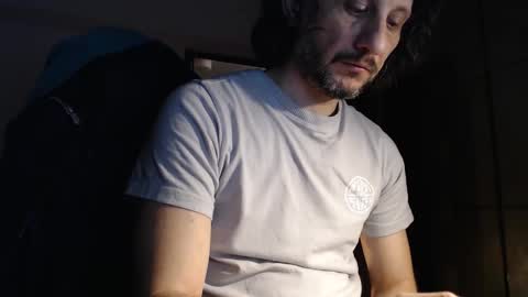 senorneby online show from February 16, 6:04 pm