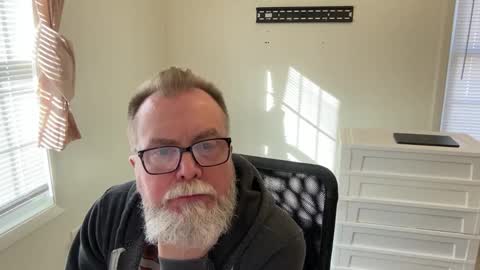 Daddy Dave online show from December 3, 7:44 pm