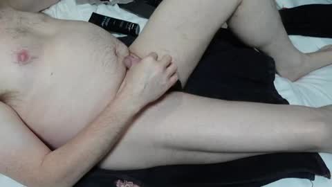 Snapshot of sensatyr chatting on May 16, 4:42 am Daddy Dave online show from May 16, 4:42 am