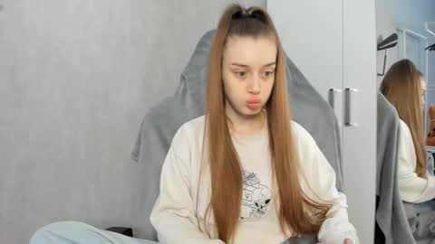 Anna online show from February 18, 9:49 am