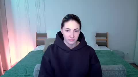 Snapshot of sensitiveheartt chatting on April 22, 7:59 pm sensitiveheartt online show from April 22, 7:59 pm