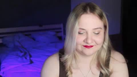 Ilona online show from May 15, 12:17 am