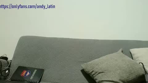 Snapshot of sensual_latiin chatting on March 19, 3:10 am Andres M online show from March 19, 3:10 am
