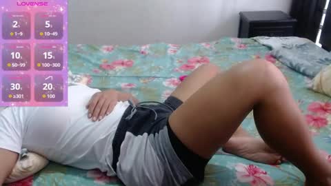 Snapshot of sensual_natalie chatting on April 24, 6:10 pm sensual_natalie online show from April 24, 6:10 pm