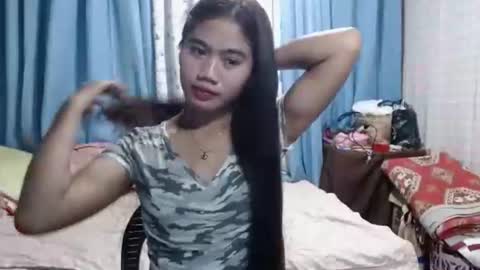 sensual_nhor online show from May 15, 12:01 pm