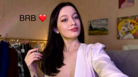 Snapshot of sensuallucy233 chatting on February 4, 5:57 am sensuallucy233 online show from February 4, 5:57 am