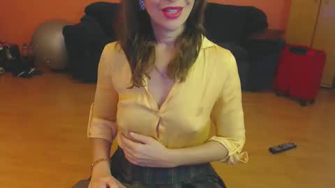 sensualmyra online show from April 4, 10:13 am