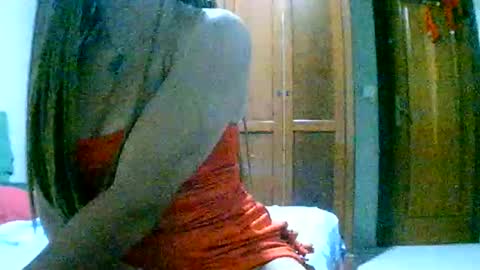 Snapshot of sensualnatasha chatting on May 23, 8:46 pm sensualnatasha online show from May 23, 8:46 pm