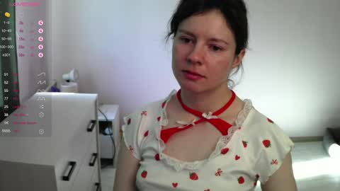 Snapshot of senxsual_tease chatting on April 17, 12:30 pm senxsual_tease online show from April 17, 12:30 pm