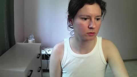 Snapshot of senxsual_tease chatting on May 18, 1:50 pm senxsual_tease online show from May 18, 1:50 pm