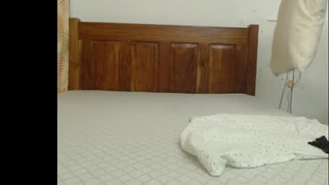 Anne online show from April 13, 4:51 am