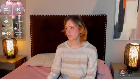 Seraphine star online show from March 22, 1:36 pm