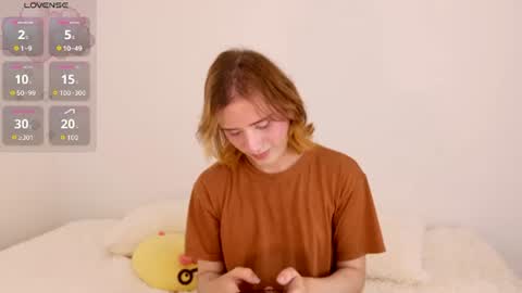 Snapshot of seraphine_star chatting on June 27, 9:03 am Seraphine star online show from June 27, 9:03 am