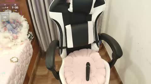 Serena online show from February 28, 12:11 am