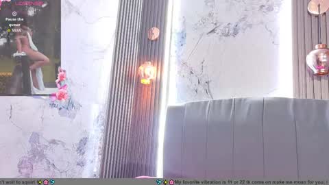 Snapshot of serena_sex31 chatting on May 19, 12:00 pm Serena online show from May 19, 12:00 pm