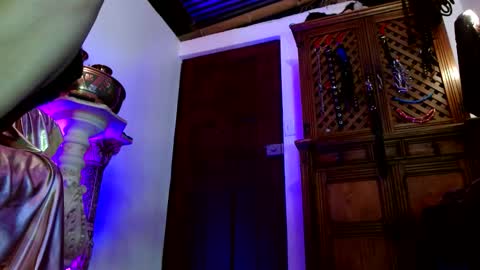 Serena Xyz online show from November 13, 6:29 pm