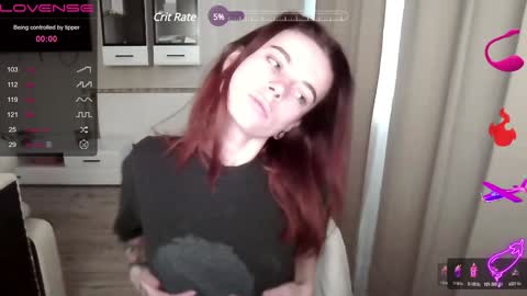 Snapshot of serenamilss chatting on December 11, 6:58 am serenamilss online show from December 11, 6:58 am