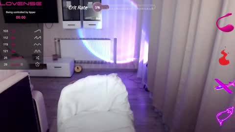 Snapshot of serenamilss chatting on December 27, 10:05 pm serenamilss online show from December 27, 10:05 pm