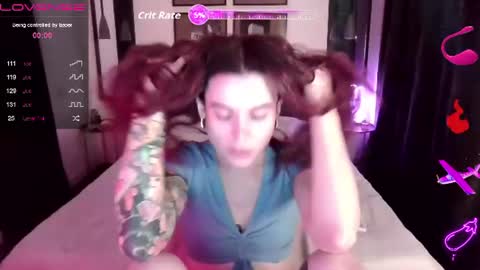 serenamilss online show from June 26, 11:47 am