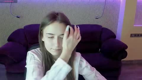 serenitywild online show from January 16, 6:39 am