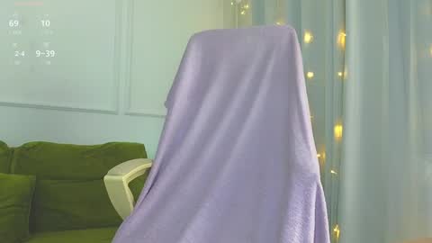 Snapshot of sereta_fin chatting on December 17, 1:27 pm Hey Guys and Girls non-binary personalities Im Sereta online show from December 17, 1:27 pm