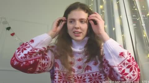 Snapshot of sereta_fin chatting on December 31, 11:39 pm Hey Guys and Girls non-binary personalities Im Sereta online show from December 31, 11:39 pm
