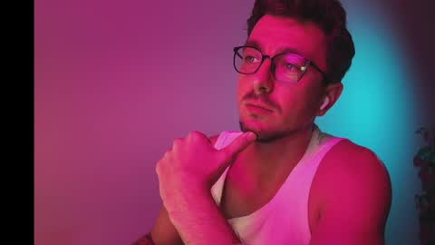 dormking online show from March 30, 5:47 pm