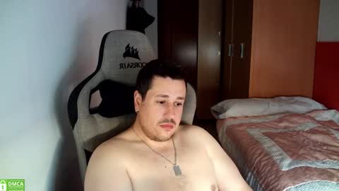 Snapshot of sergio95n chatting on October 11, 8:57 am Pollos online show from October 11, 8:57 am