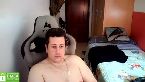 Snapshot of sergio95n chatting on May 31, 2:24 pm Pollos online show from May 31, 2:24 pm