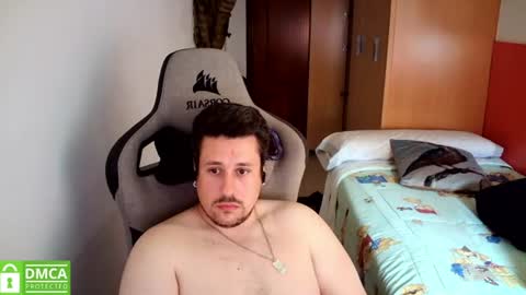 Snapshot of sergio95n chatting on June 16, 2:30 pm Pollos online show from June 16, 2:30 pm